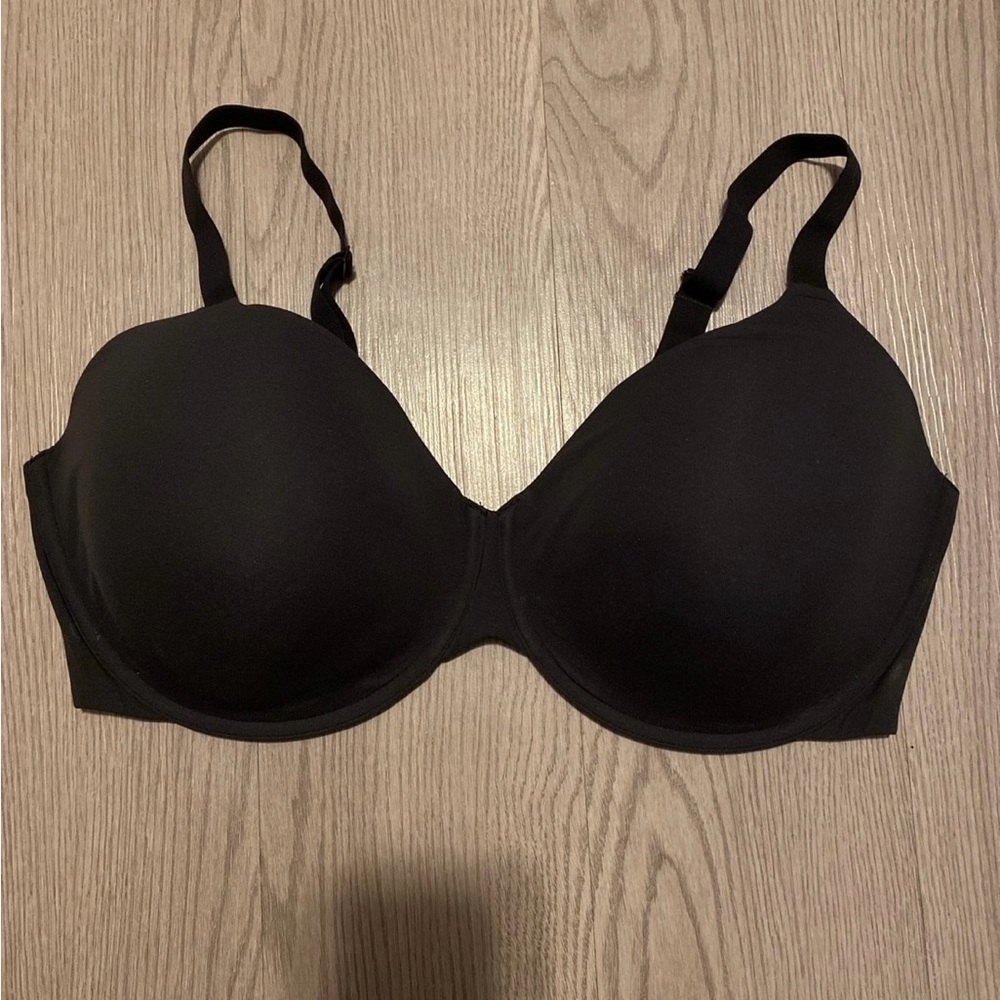 42DD SKIMS FITS EVERYBODY T SHIRT DEMI BRA